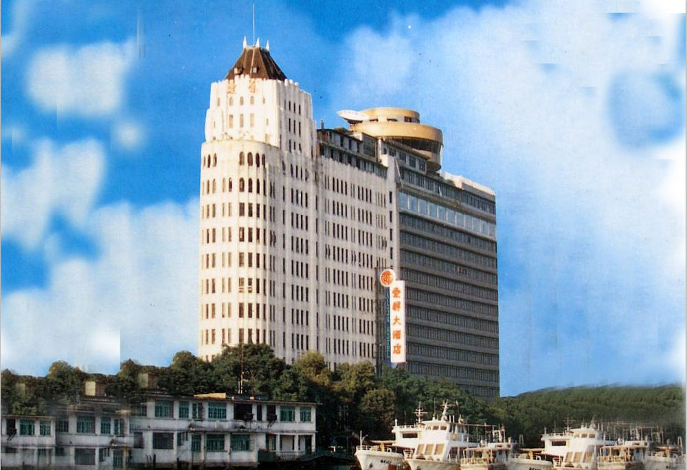 酒店園區(qū)類停車場(chǎng)管理方案：特殊車輛分區(qū)引導(dǎo)、社會(huì)車輛合理收費(fèi)